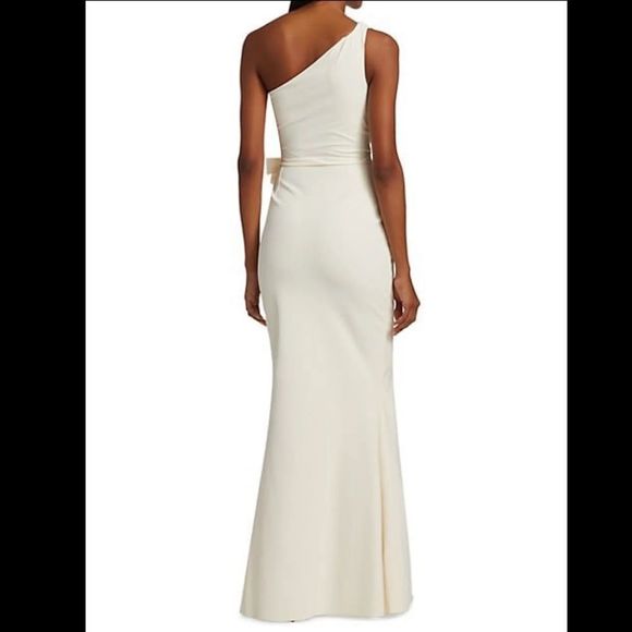 Chiara Boni La Petite Robe Seki One-Shoulder Gown - Picture 5 of 11